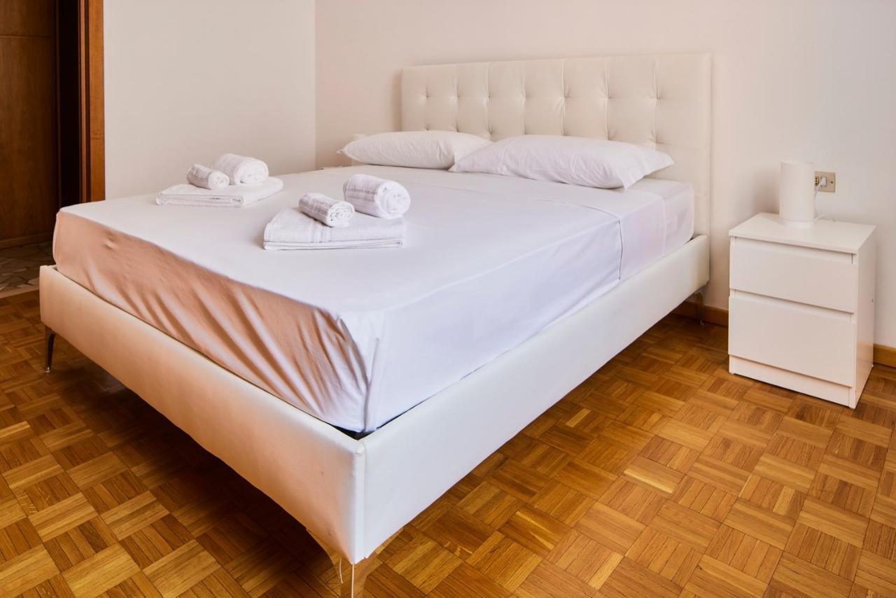 Ferienwohnung L'Antico Casolare - Vicino M3 E Fondazione Prada Mailand Exterior foto